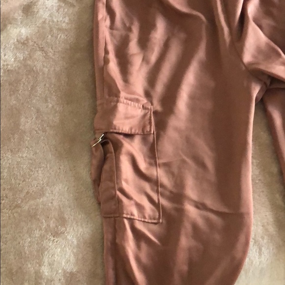 Joggers - Picture 2 of 3